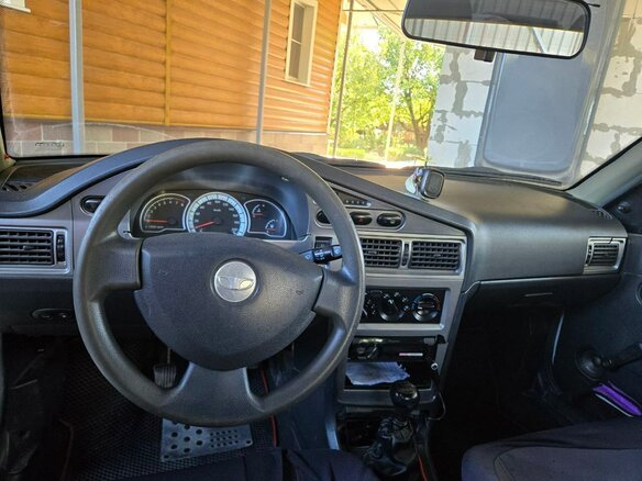 2011 Daewoo Nexia I Рестайлинг, белый, 300000 рублей - вид 5