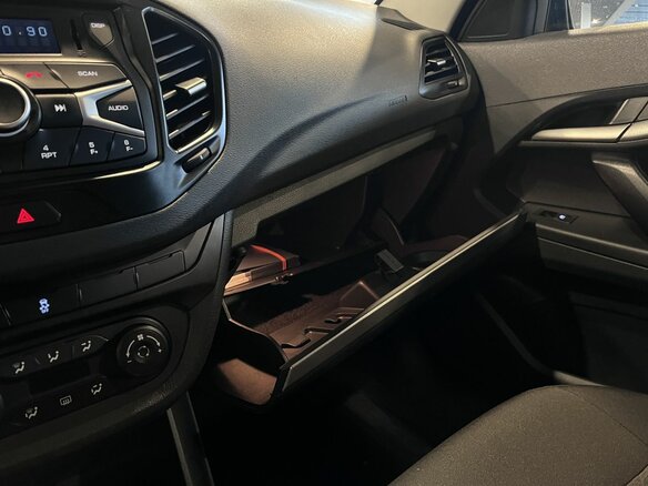 2019 Lada (ВАЗ) Vesta SW I, красный, 1139000 рублей - вид 29