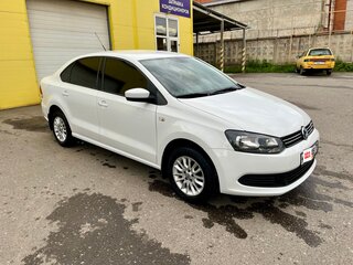 2011 Volkswagen Polo V, белый, 630000 рублей, вид 3