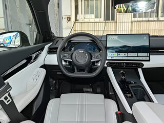 2026 Lynk & Co 03 I Рестайлинг 2, серебристый, 3390000 рублей, вид 5