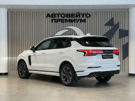 2023 Lynk & Co 09 MHEV, белый, 4050000 рублей, вид 2