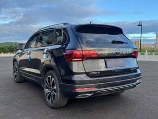 2022 Volkswagen Tharu I, чёрный, 1850003 рублей, вид 5