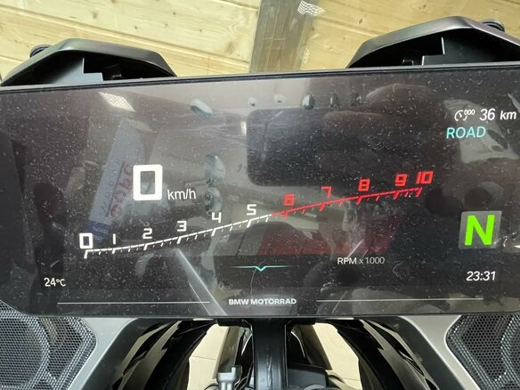 2025 BMW R 1300 RT, чёрный, 3900000 рублей - вид 6