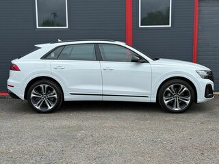 2025 Audi Q8 50 TDI I (4M) Рестайлинг, белый, 15500000 рублей, вид 2