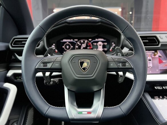 2025 Lamborghini Urus SE I Рестайлинг, жёлтый - вид 13