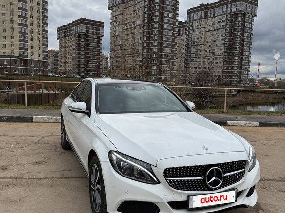 2017 Mercedes-Benz C-Класс 200 IV (W205), белый, 2599999 рублей - вид 4