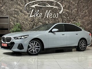 2025 BMW 5 серии 523d xDrive VIII (G60/G61/G68), серый, 8278000 рублей, вид 1