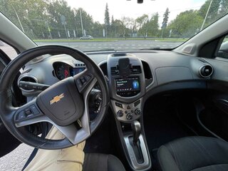 2015 Chevrolet Aveo II, серый, 950000 рублей, вид 4