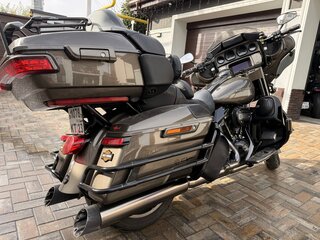 2021 Harley-Davidson CVO Limited, коричневый, 4000000 рублей, вид 5