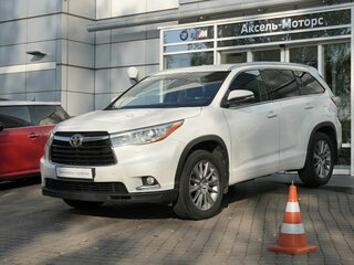 2014 Toyota Highlander III (XU50), белый, 2490000 рублей, вид 2