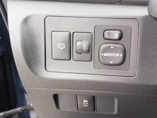 2009 Toyota Verso I, синий, 999000 рублей, вид 4