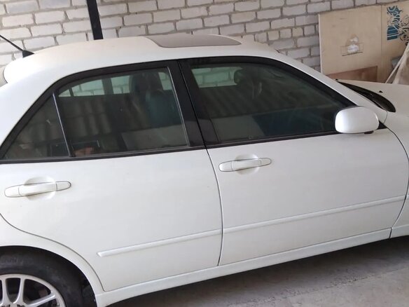 2000 Lexus IS 200 I, белый, 1100000 рублей - вид 3