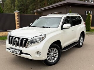 2013 Toyota Land Cruiser Prado 150 Series Рестайлинг 1, белый, 3150000 рублей, вид 1