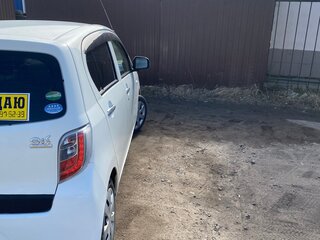 2016 Daihatsu Mira e:S I Рестайлинг, белый, 449000 рублей, вид 2
