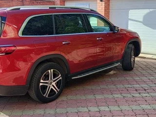 2019 Mercedes-Benz GLS 450 II (X167), красный, 8000000 рублей, вид 3