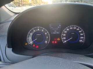 2012 Hyundai Solaris I, белый, 350000 рублей, вид 4