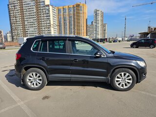2009 Volkswagen Tiguan I, чёрный, 800000 рублей, вид 3