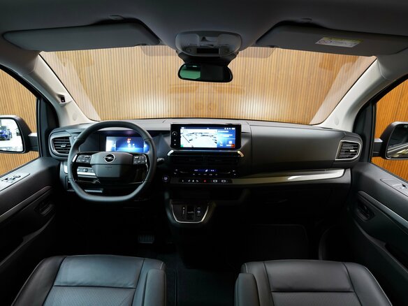 2026 Opel Zafira Life XL I Рестайлинг, чёрный - вид 11