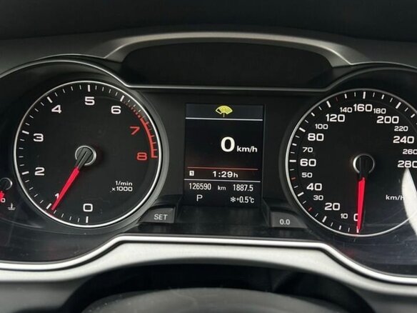 2015 Audi A4 IV (B8) Рестайлинг, коричневый, 1700000 рублей - вид 10