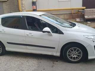 2008 Peugeot 308 I, белый, 270000 рублей, вид 3