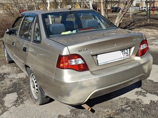 2012 Daewoo Nexia I Рестайлинг, бежевый, 160000 рублей, вид 3
