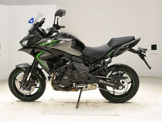 2025 Kawasaki Versys 650, чёрный, 910000 рублей, вид 2