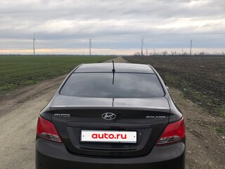 2015 Hyundai Solaris I Рестайлинг, коричневый, 905000 рублей, вид 3