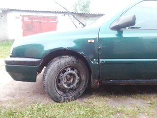1996 Volkswagen Vento, зелёный, 120000 рублей, вид 3