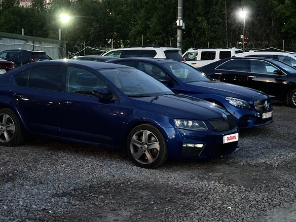 2016 Skoda Octavia III (A7), синий, 1300000 рублей - вид 9