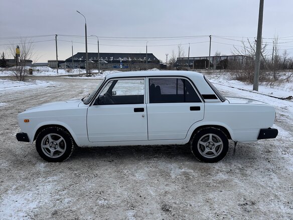 2011 Lada (ВАЗ) 2107, белый, 220000 рублей - вид 7