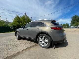 2017 Infiniti QX70, серый, 2800000 рублей, вид 1