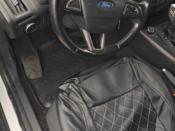 2015 Ford Focus III Рестайлинг, белый, 700000 рублей - вид 4