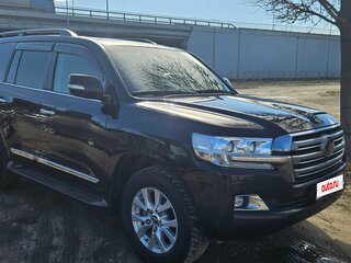 2021 Toyota Land Cruiser 200 Series Рестайлинг 2, чёрный, 8300000 рублей, вид 3