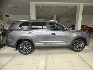2025 Chery Tiggo 8 Pro Max I Рестайлинг, серый, 3660000 рублей, вид 3