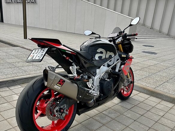 2018 Aprilia Tuono V4, красный, 999999 рублей - вид 15