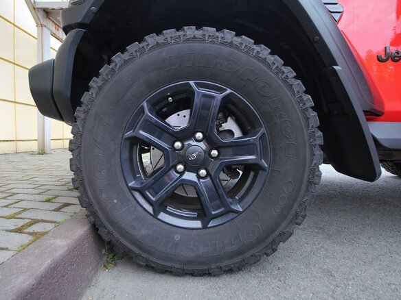 2020 Jeep Wrangler IV (JL), чёрный, 4995000 рублей - вид 26