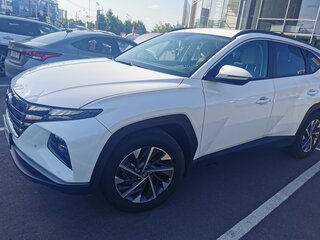 2022 Hyundai Tucson IV, белый, 3650000 рублей, вид 2
