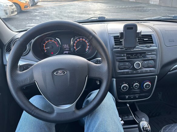 2021 Lada (ВАЗ) Granta I Рестайлинг, белый, 900000 рублей - вид 15