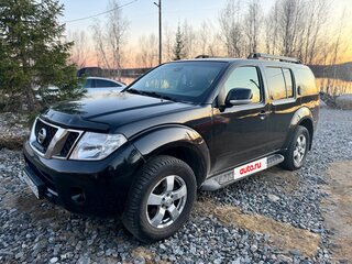 2011 Nissan Pathfinder III Рестайлинг, чёрный, 900000 рублей, вид 1