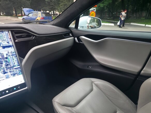2016 Tesla Model S 90D I Рестайлинг, белый - вид 15