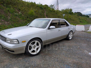 1993 Nissan Laurel VII (C34), серебристый, 1100000 рублей, вид 4