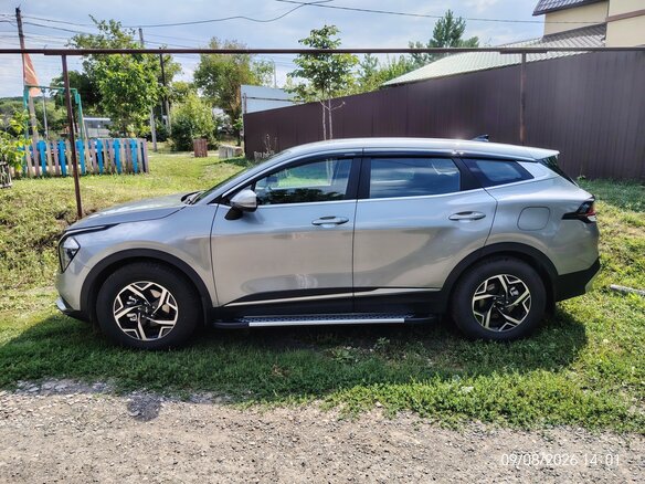 2025 Kia Sportage V, серебристый - вид 3