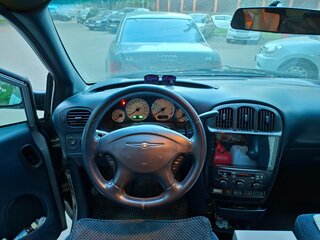 2000 Chrysler Town & Country IV, серебристый, 850000 рублей, вид 3