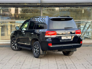 2020 Toyota Land Cruiser 200 Series Рестайлинг 2, чёрный, 4999000 рублей, вид 2
