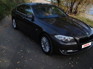 2013 BMW 5 серии 528i xDrive VI (F10/F11/F07) Рестайлинг, коричневый, 2050000 рублей, вид 3