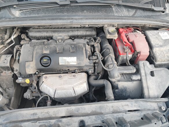 2008 Peugeot 308 I, чёрный, 285000 рублей - вид 6