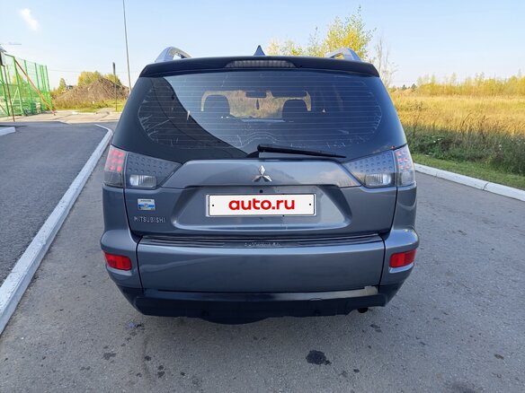 2010 Mitsubishi Outlander II Рестайлинг, серый - вид 16
