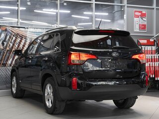 2017 Kia Sorento II Рестайлинг, чёрный, 1749000 рублей, вид 4