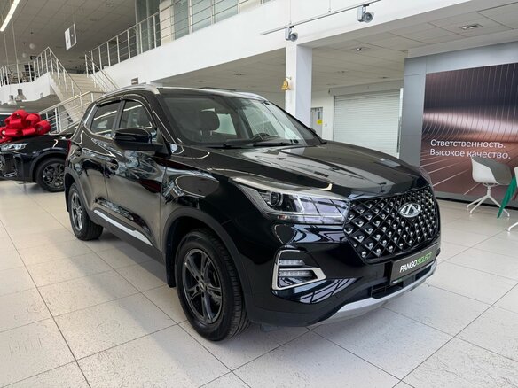 2024 Chery Tiggo 4 Pro I Рестайлинг, чёрный - вид 2