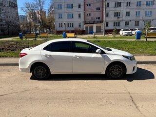 2015 Toyota Corolla XI (E160, E170, E180), белый, 1450000 рублей, вид 4